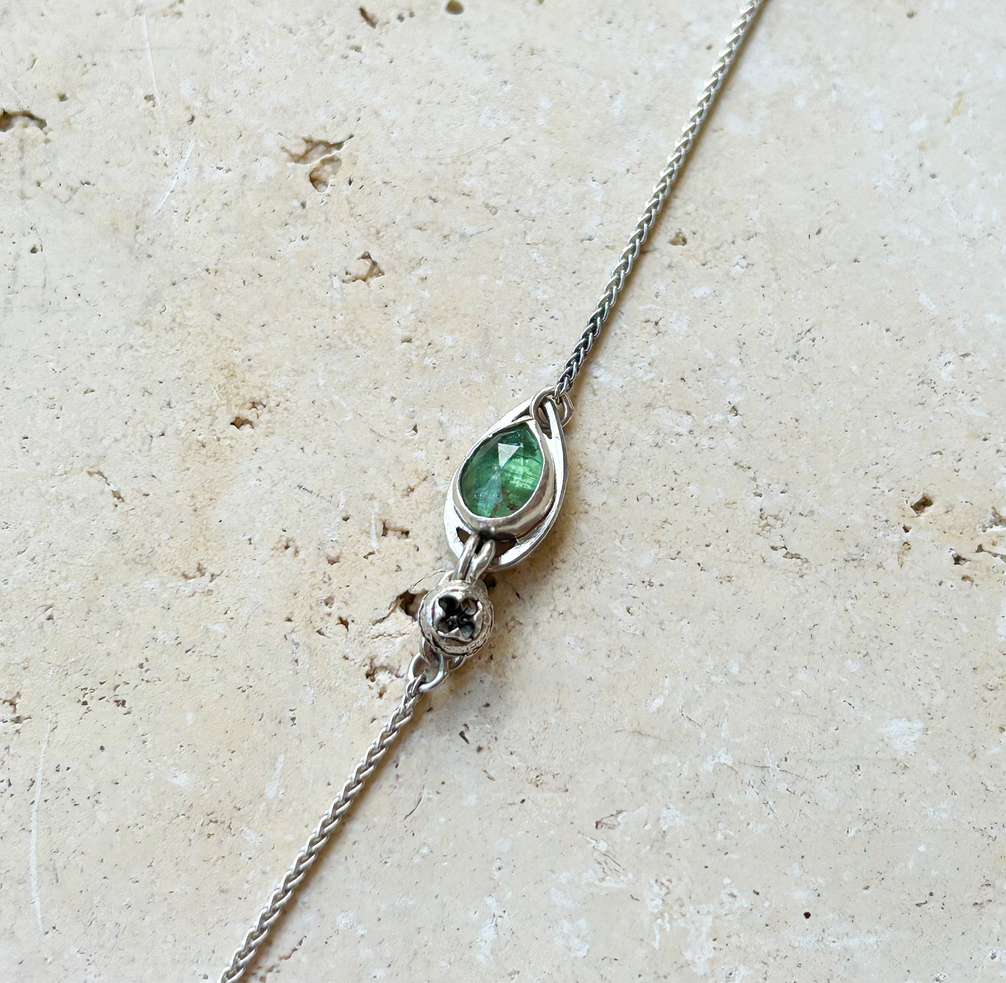 Eucalyptus bracelet green kyanite