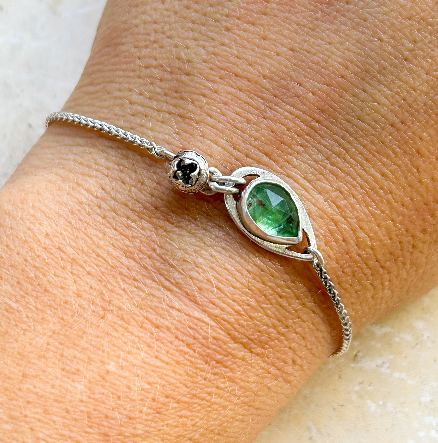 Eucalyptus bracelet green kyanite