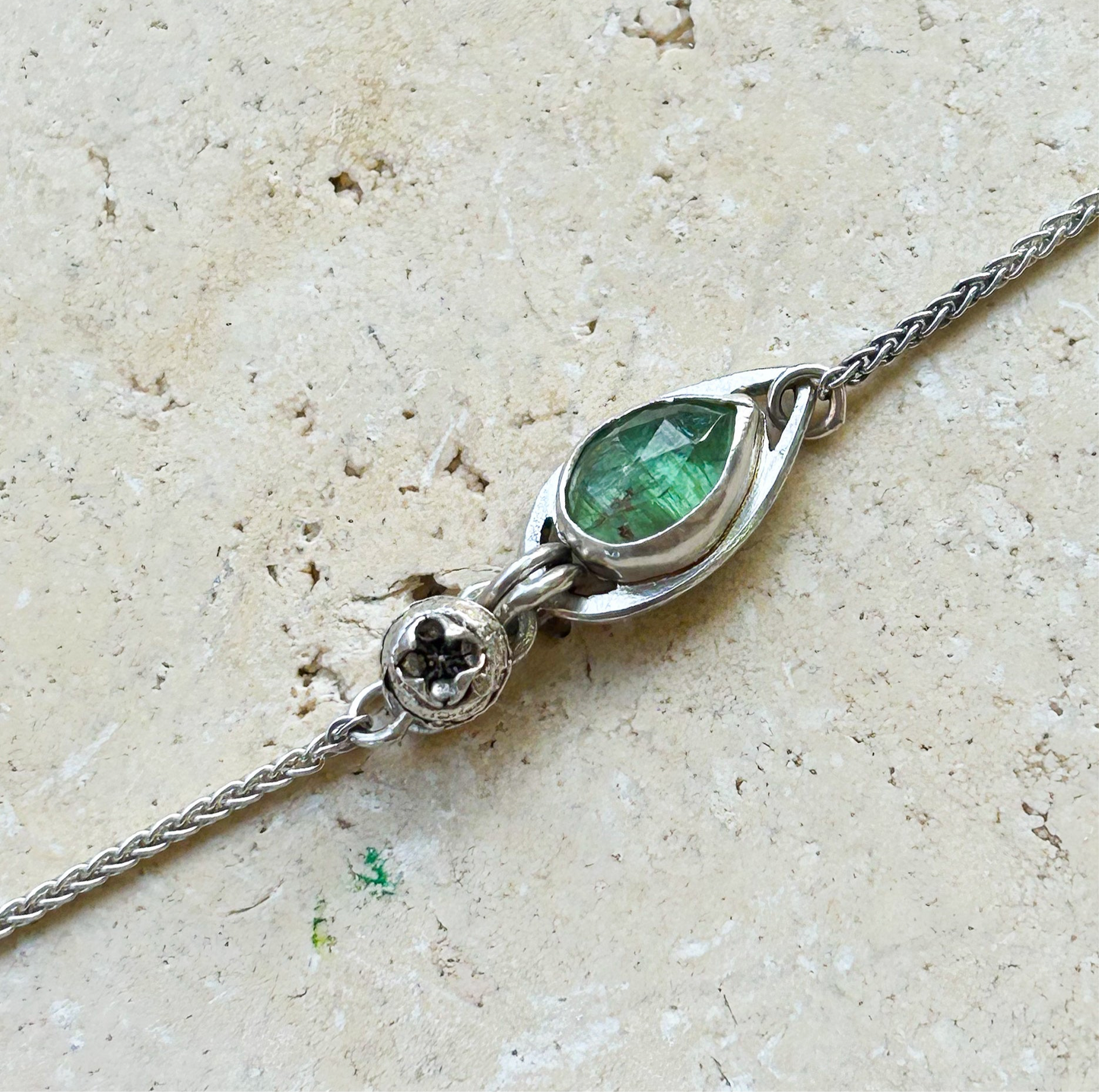 Eucalyptus bracelet green kyanite