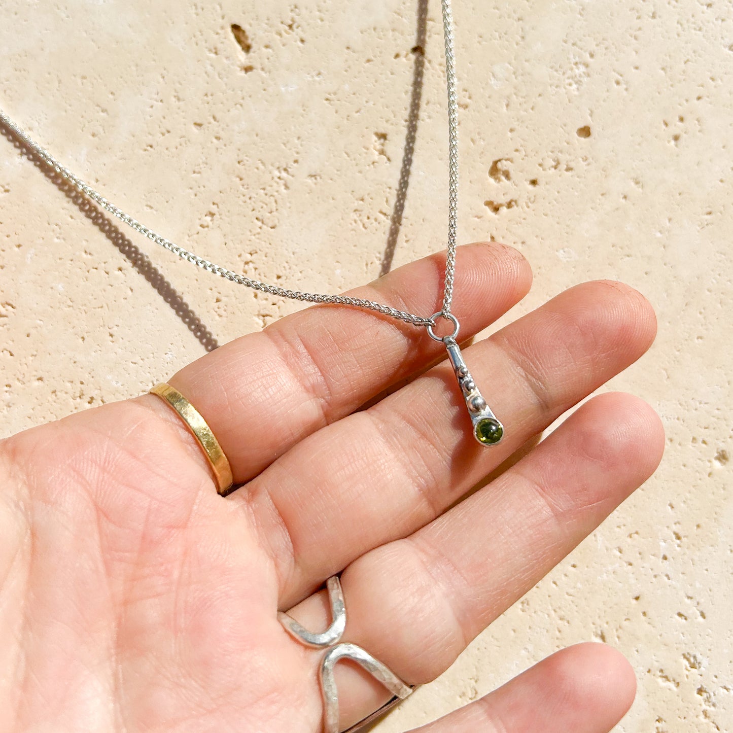 Ray necklace peridot