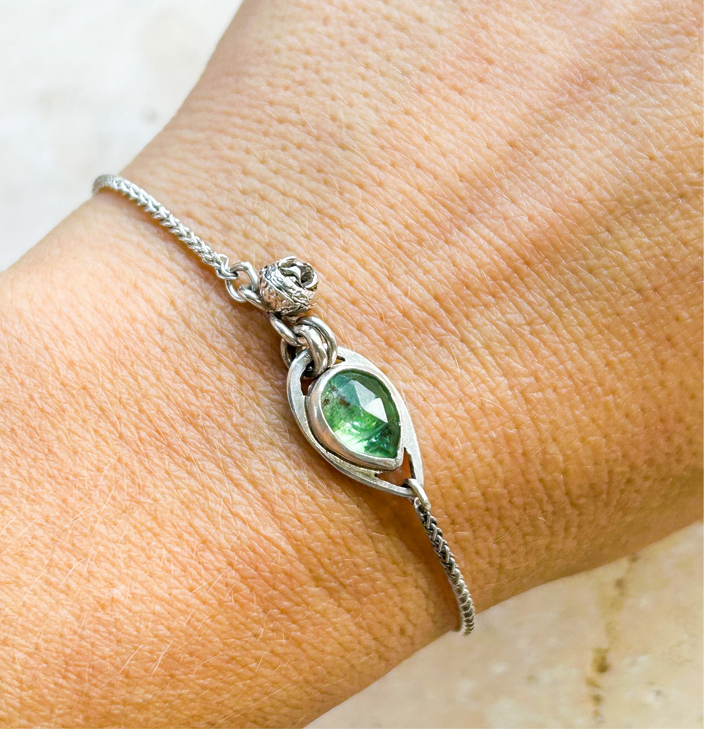 Eucalyptus bracelet green kyanite