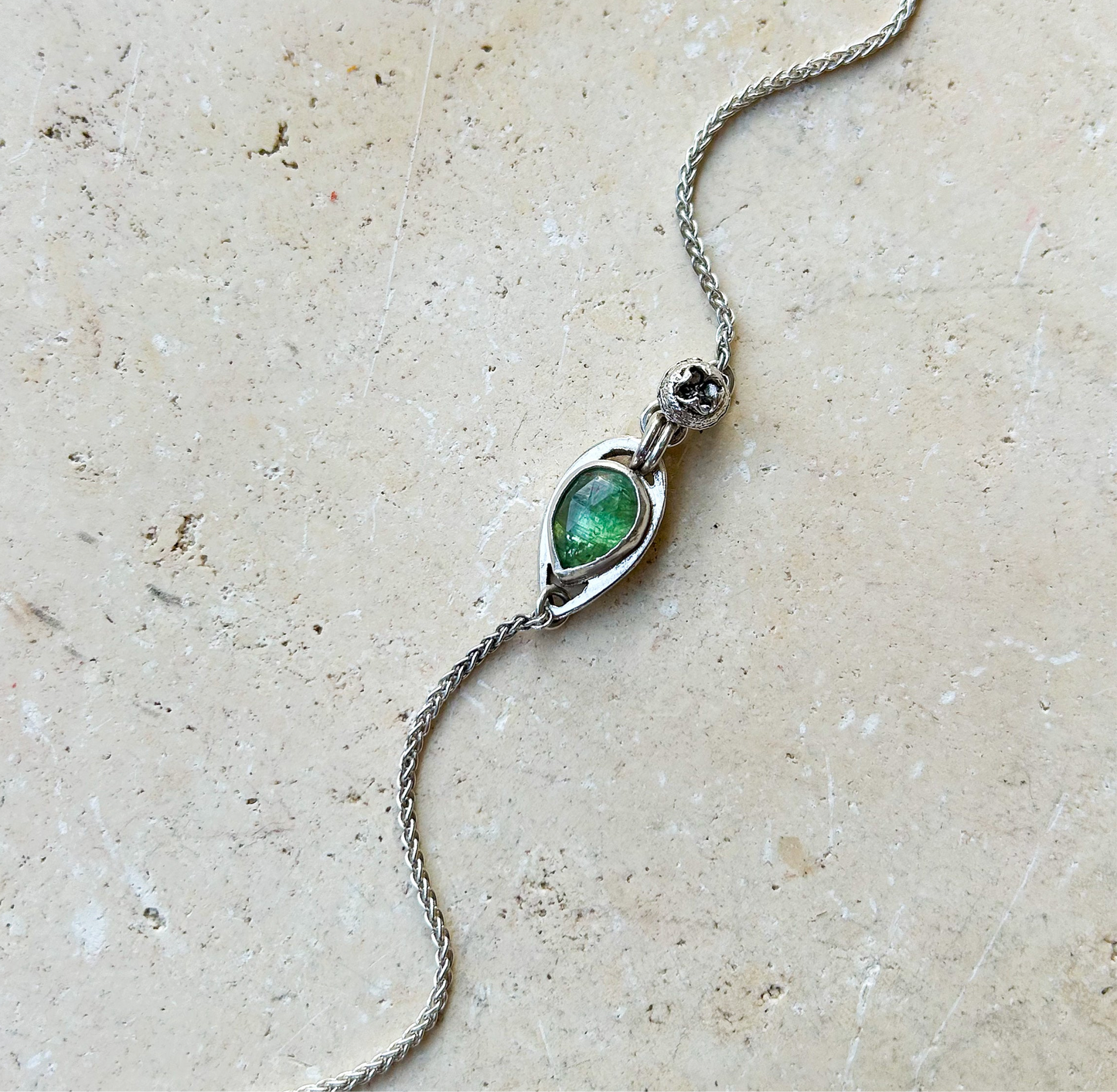 Eucalyptus bracelet green kyanite