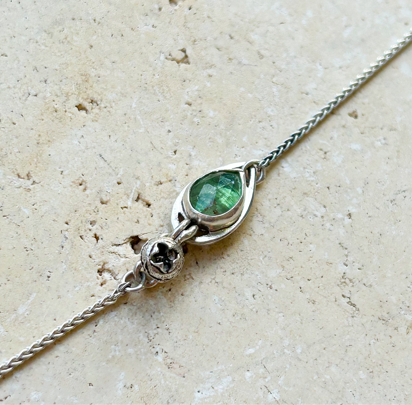Eucalyptus bracelet green kyanite