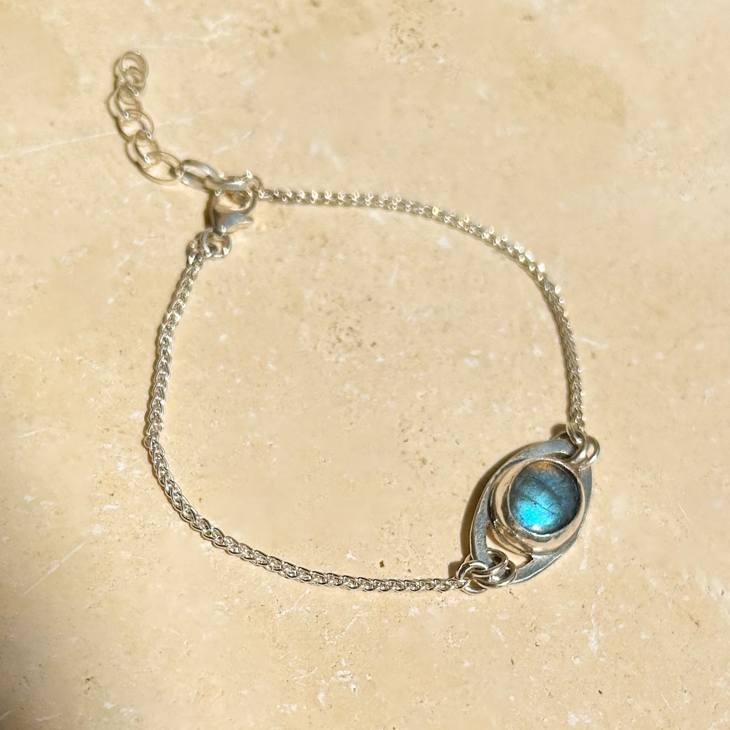 Elena bracelet labradorite