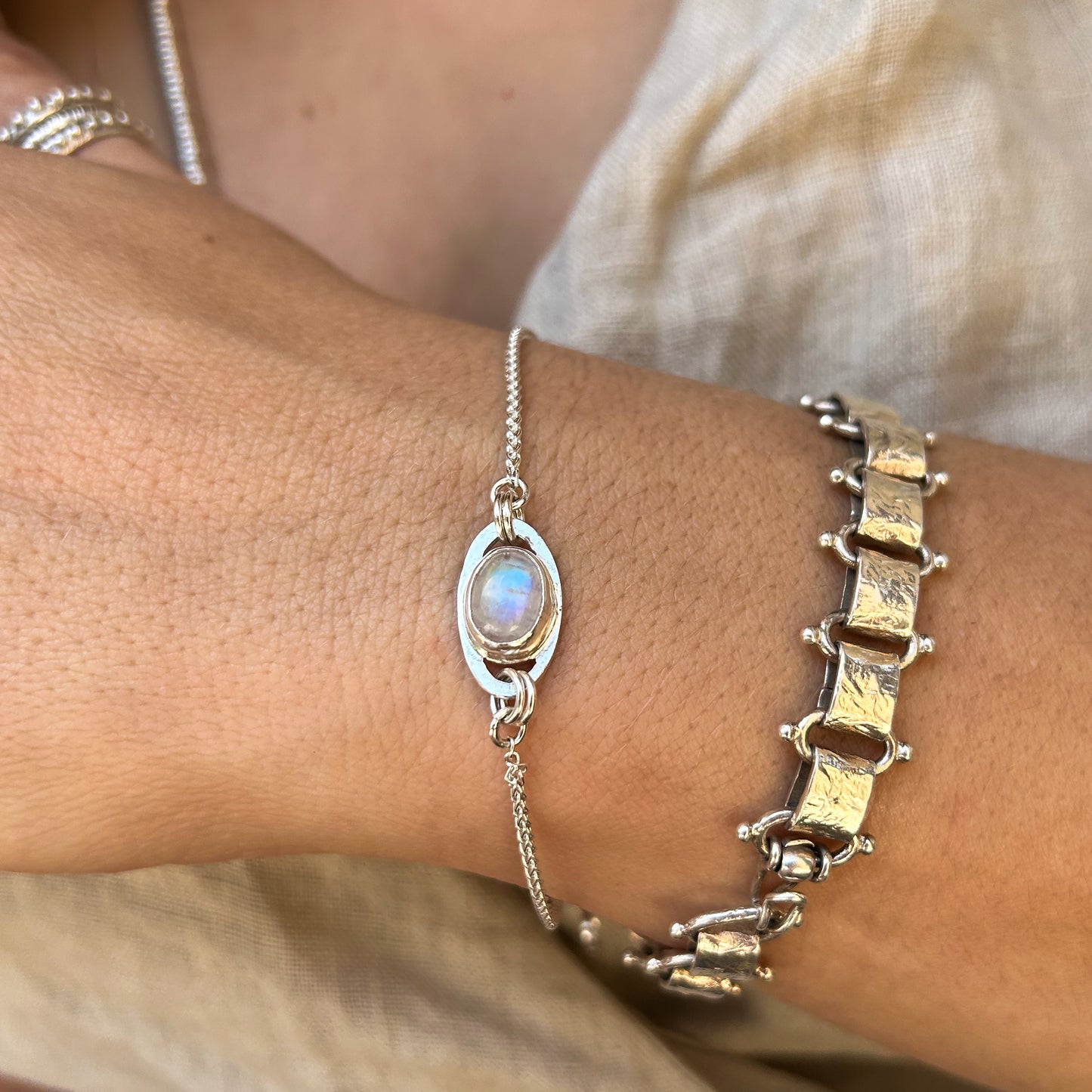 Elena bracelet moonstone