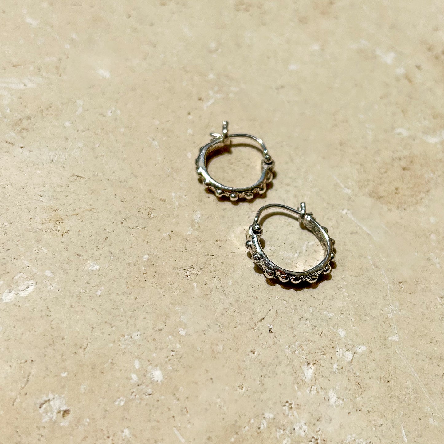 Mini Kaila hoop earrings