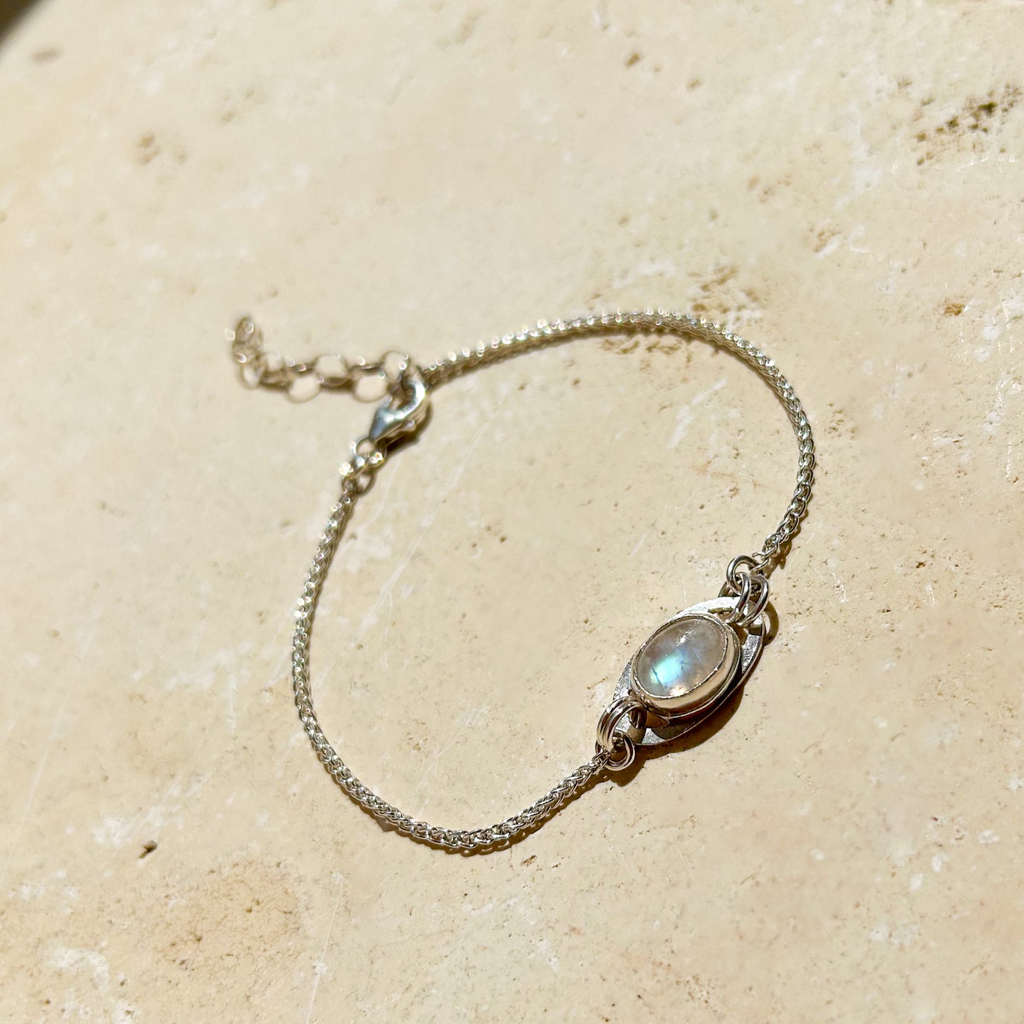 Elena bracelet moonstone