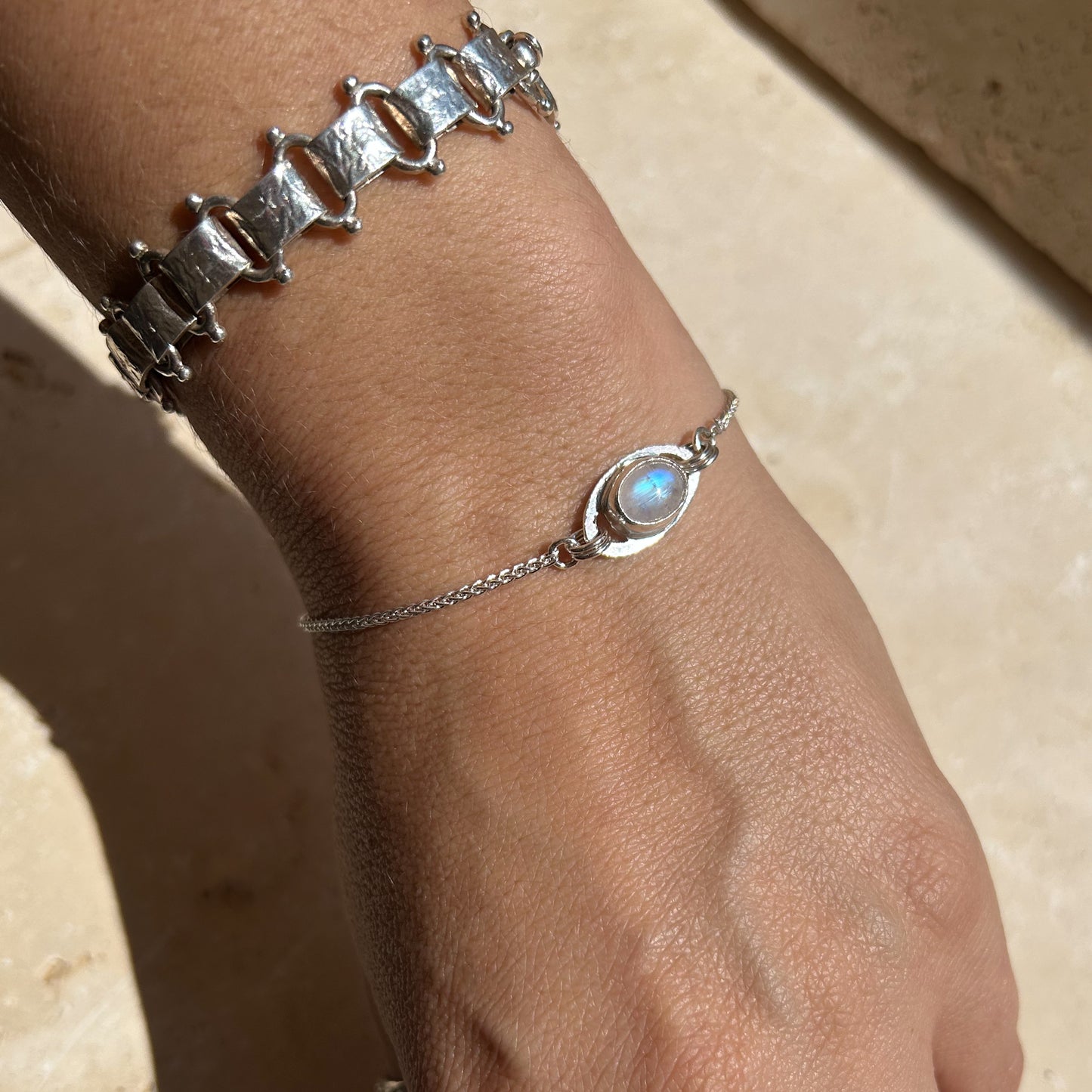 Elena bracelet moonstone