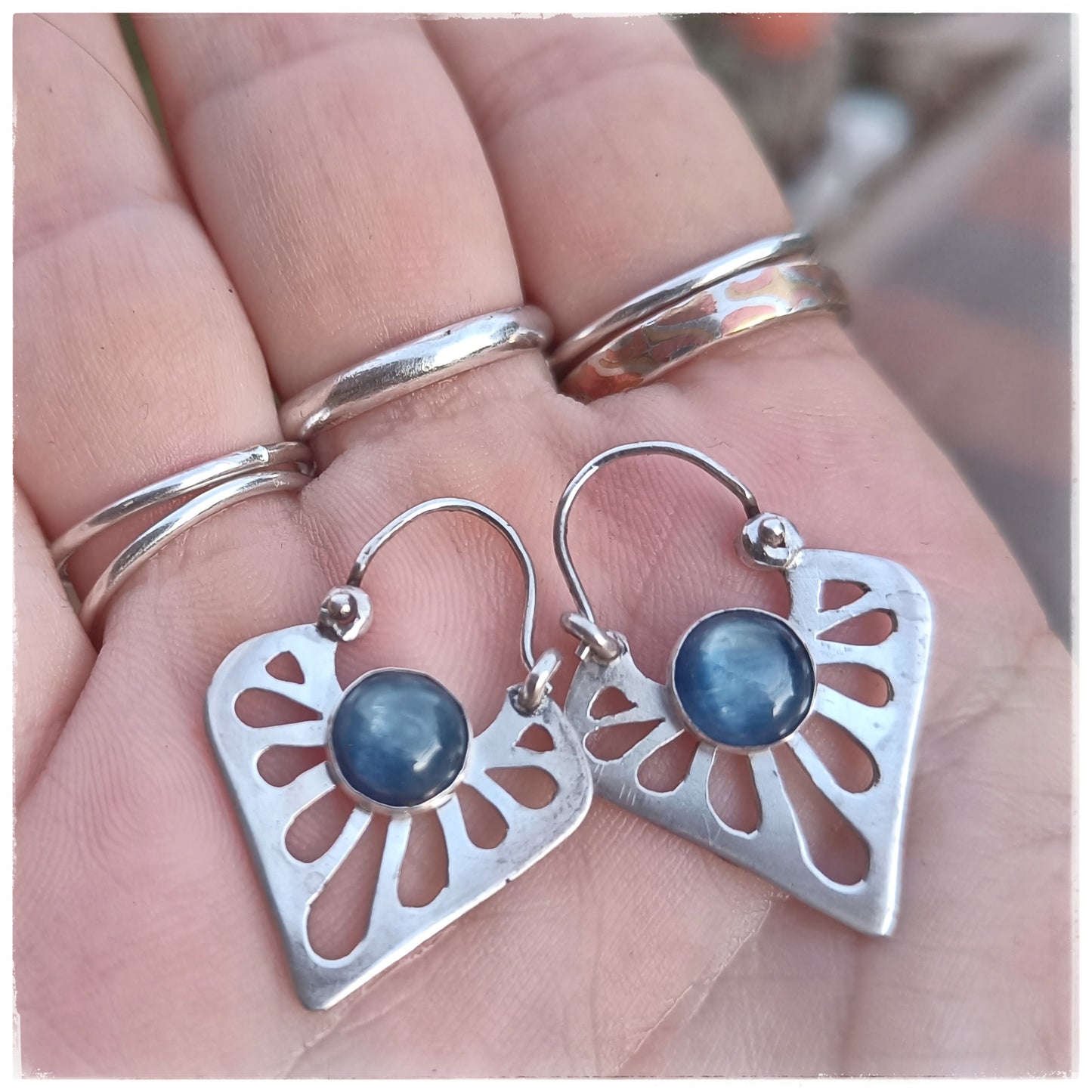 Flower earrings