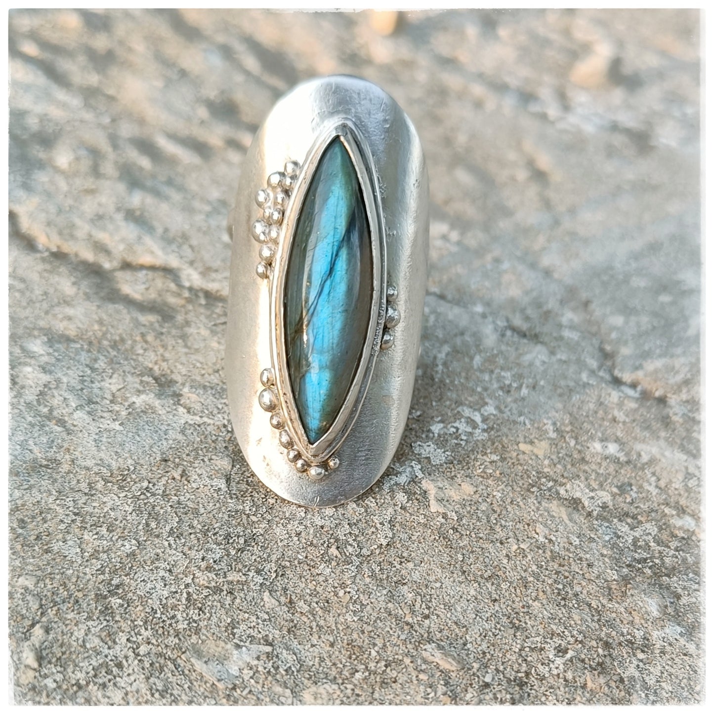 Underwater ring Labradorite